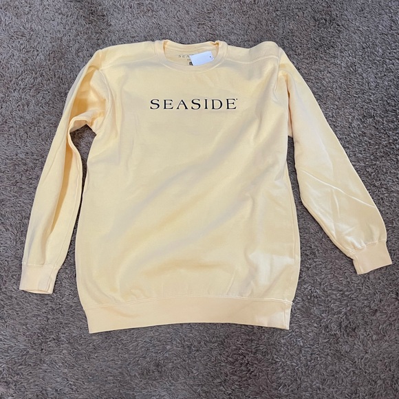 seaside style | Tops | Nwt Unisex Seaside Style Crewneck Sweatshirt Sz M  Yellow | Poshmark